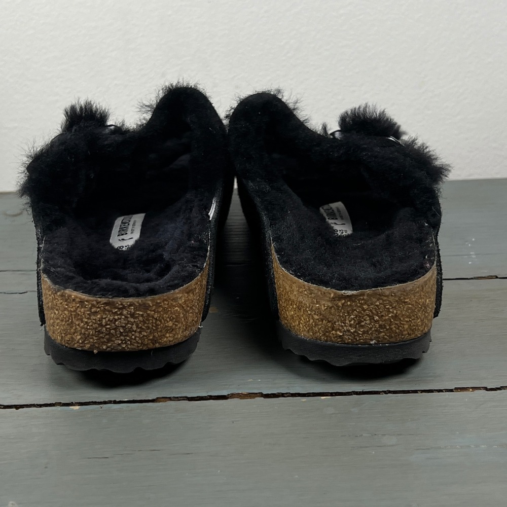 Birkenstock Arizona Shearling Black Suede Sandals Womens #38
Mens #5 Slide Shoes - Picture 6 of 14